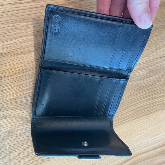 Black Coach Wallet - Picture 5 of 5
